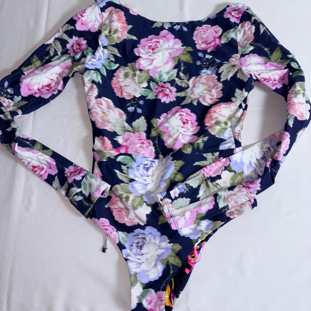 Maaji Long Sleeve One Piece Swimsuit XL Navy Floral NEW Open Back Surf Suit